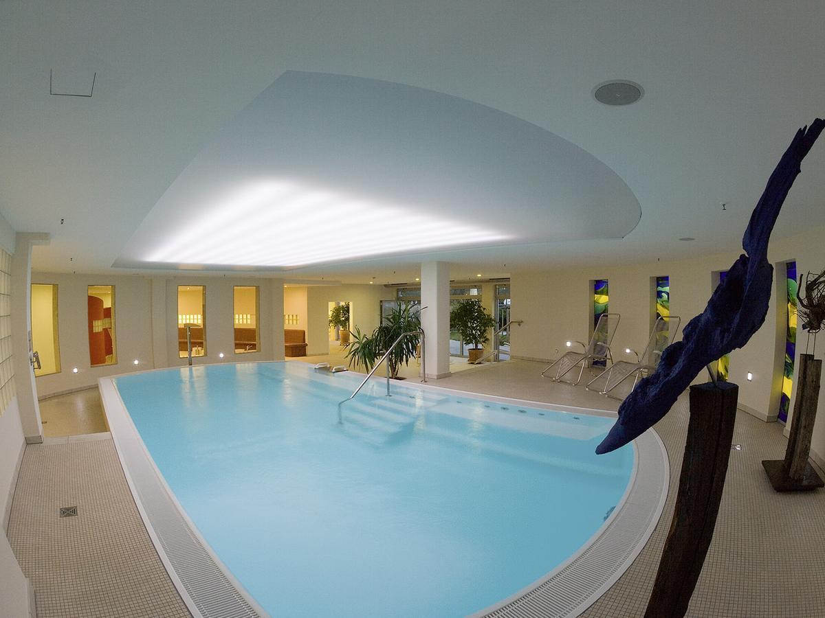 Seminarhotel In Der Manfred-Sauer-Stiftung Lobbach Εξωτερικό φωτογραφία
